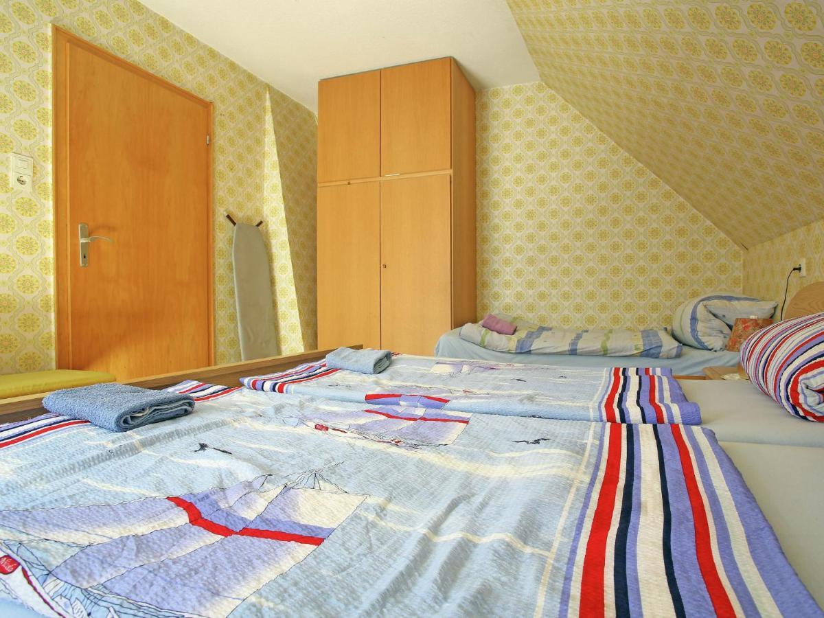 Secluded Apartment In Medebach With Terrace Zimmer foto